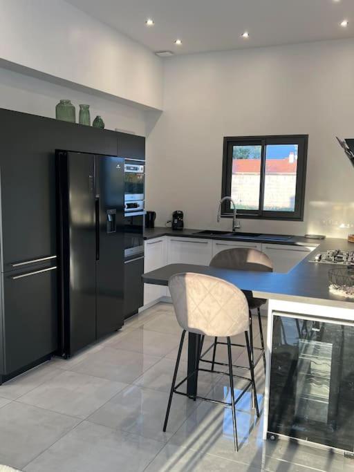 Maison Neuve De Standing 150 M2 Croix-Chapeau Kültér fotó